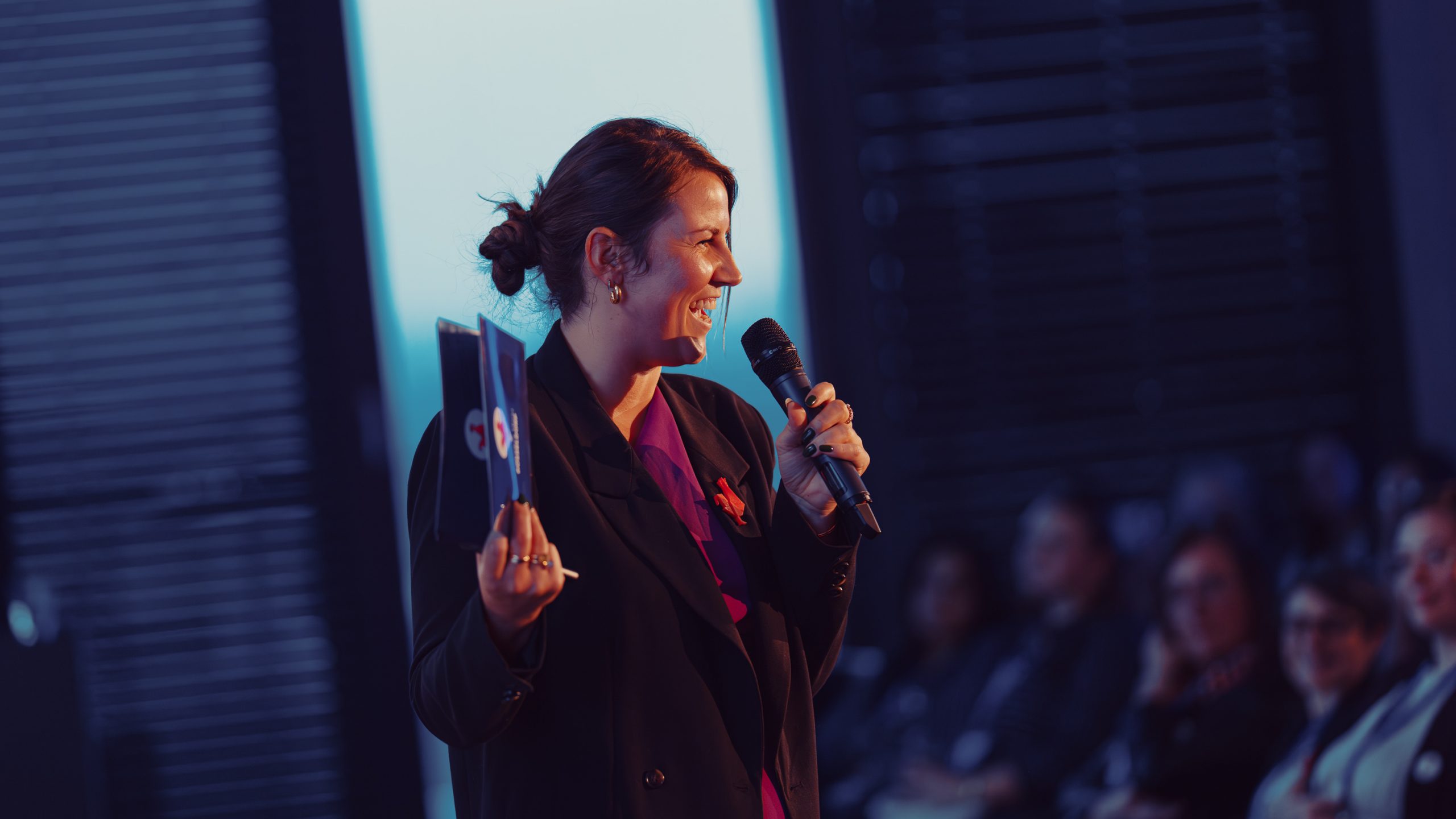 Katharina Gortat spricht auf der Bühne – SHE Grows Academy